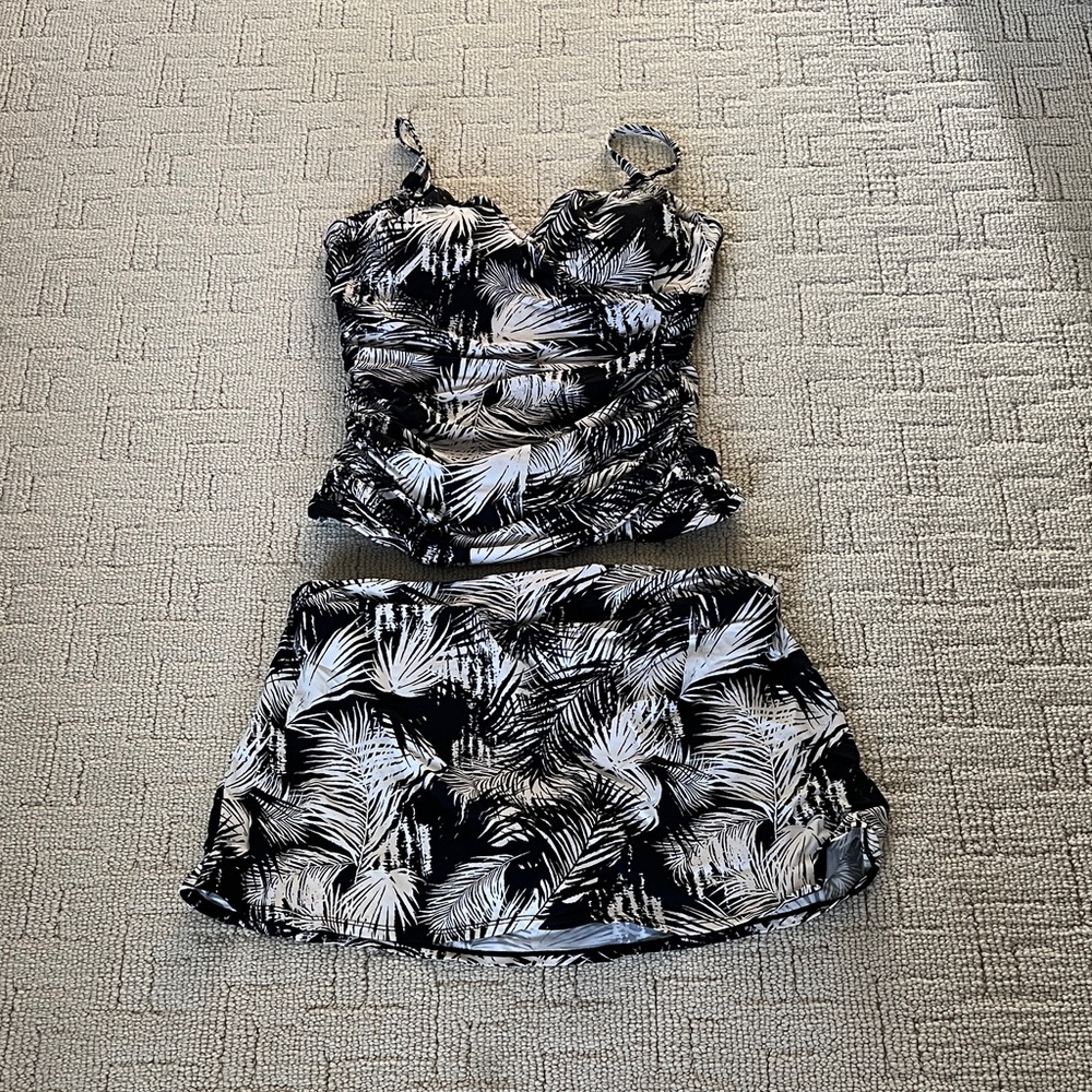 Garnet Hill Black and White Palm Print Tankini